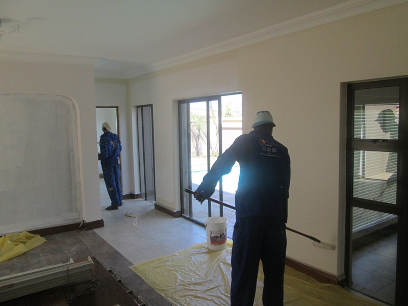 Flexhandypainters at work