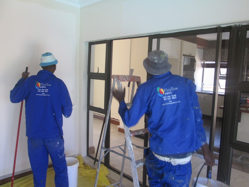 Flexhandypainters at work